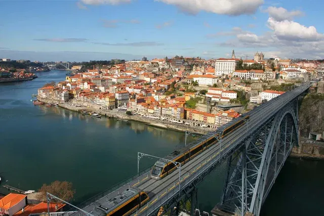 5 Cities in Europe Perfect for a Romantic Getaway